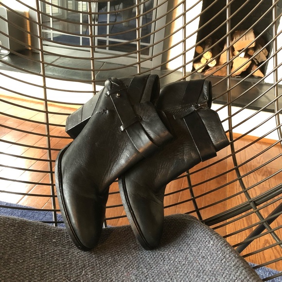 Dolce Vita soft leather ankle boots (fits 7.5-8.5) - Picture 5 of 8